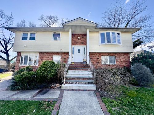 2842 Dahlia Avenue, Baldwin, NY, 11510 | Card Image