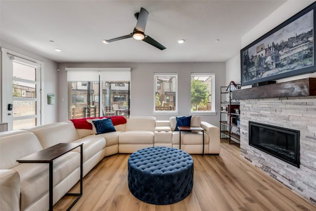 720 Bandera Ct, Townhouse with 3 bedrooms, 3 bathrooms and null parking in Prosper TX | Image 5