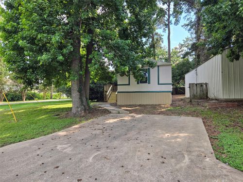 16815 W Alderson, Montgomery, TX, 77316-2977 | Card Image