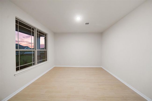 1081 Westfork Dr, House other with 5 bedrooms, 3 bathrooms and 3 parking in Sealy TX | Image 5