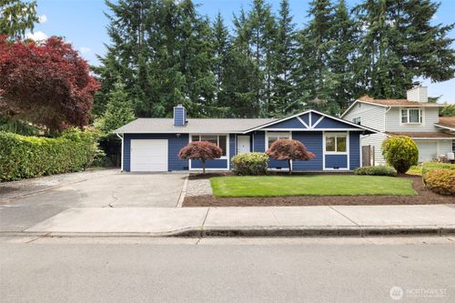 828 116th St Sw, Everett, WA, 98204-4848 | Card Image
