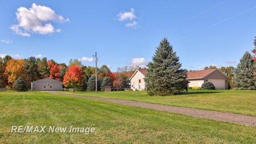 13886 Litchfield Rd, Montrose, MI, 48457-9317 | Card Image