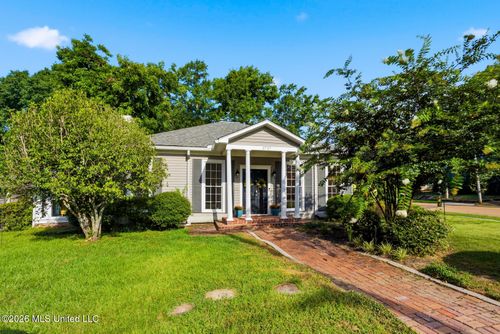 1717 Edgewood St, Jackson, MS, 39202-1104 | Card Image