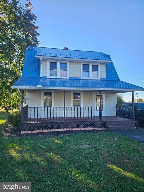 15444 Pennsylvania Ave, GREENCASTLE, PA, 17225-8407 | Card Image