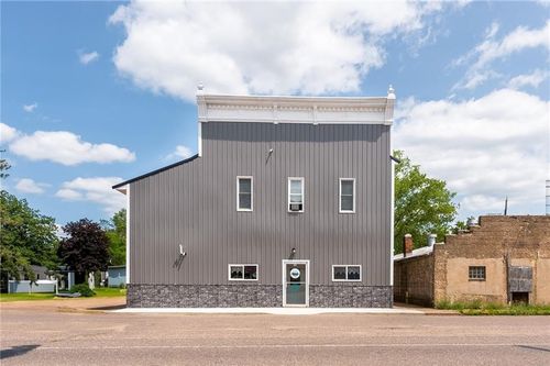 328 County Highway Ss, New Auburn, WI, 54757-8741 | Card Image