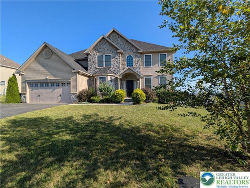 254 Danbury Dr, Nazareth, PA, 18064-1246 | Card Image