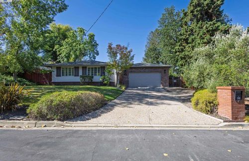 166 Ramona Rd, Danville, CA, 94526-2826 | Card Image