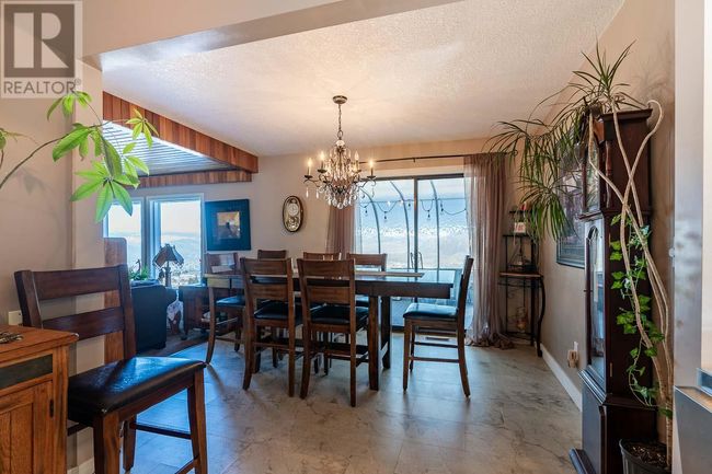 396 Gleneagles Dr, House other with 4 bedrooms, 2 bathrooms and 2 parking in Kamloops BC | Image 21