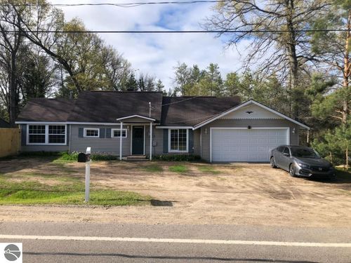 2948 E Michigan Highway, Roscommon, MI, 48653 | Card Image