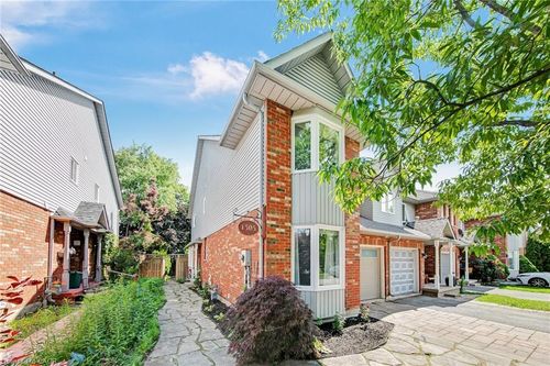 1305 Walker'S Line, Burlington, ON, L7M4N7 | Card Image