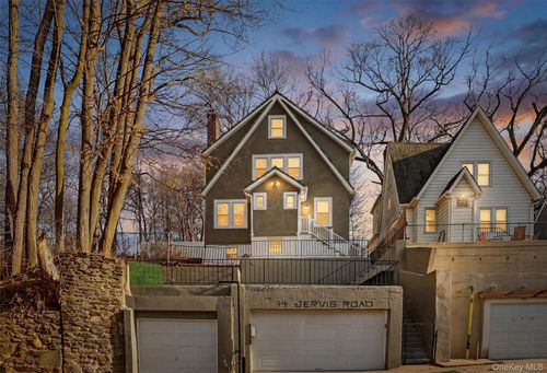 94 Jervis Rd, Yonkers, NY, 10705-2614 | Card Image