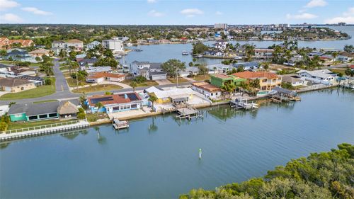 1421 Sea Gull Dr S, SAINT PETERSBURG, FL, 33707-3834 | Card Image