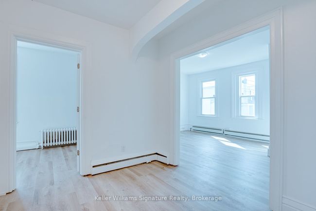 43 Centre St, Home with 5 bedrooms, 3 bathrooms and 2 parking in St. Catharines ON | Image 22