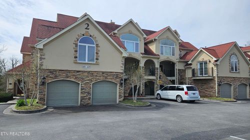 b304-615 River Place Way, Sevierville, TN, 37862-5441 | Card Image
