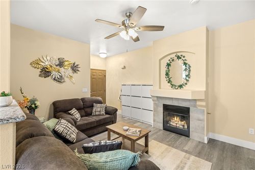 1077-9050 W Warm Springs Rd, Las Vegas, NV, 89148-3826 | Card Image
