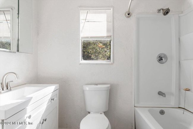 16606 Ne 19 Th Ave, House other with 4 bedrooms, 3 bathrooms and null parking in STARKE FL | Image 23