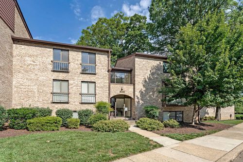 21a-2012 Colts Neck Rd, RESTON, VA, 20191-6144 | Card Image