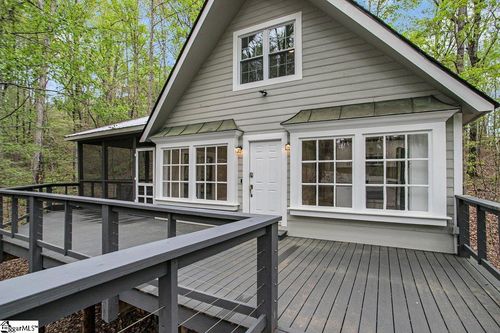 110 Pine Ridge Dr, Westminster, SC, 29693-6569 | Card Image