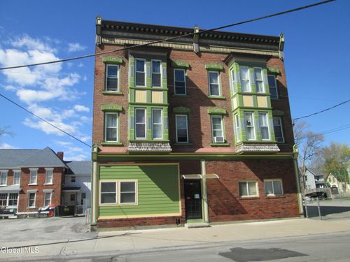 70 North St, Gloversville, NY, 12078-2345 | Card Image