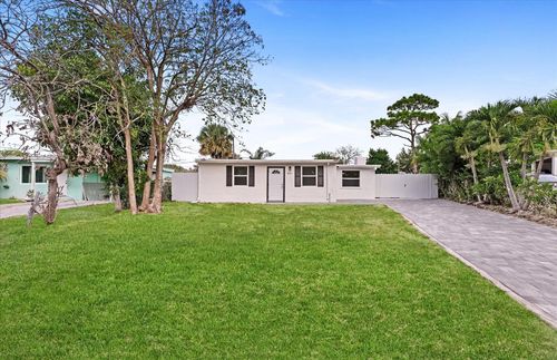 431 Ficus Tree Dr, Lantana, FL, 33462-5101 | Card Image