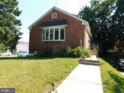 8000 Stenton Ave, PHILADELPHIA, PA, 19118-2941 | Card Image