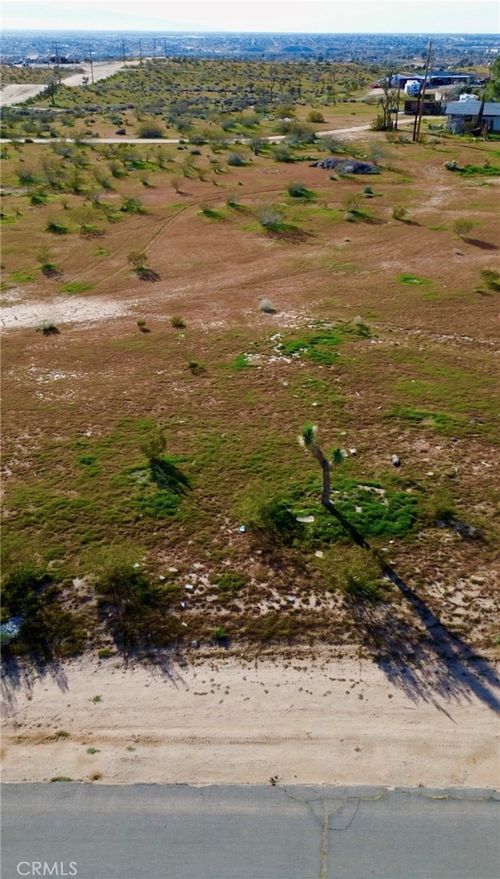 11300 Merino Avenue, Apple Valley, CA, 92308 | Card Image