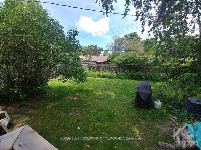 B - 933 Alpine Ave, House other with 2 bedrooms, 1 bathrooms and 2 parking in Ottawa ON | Image 16
