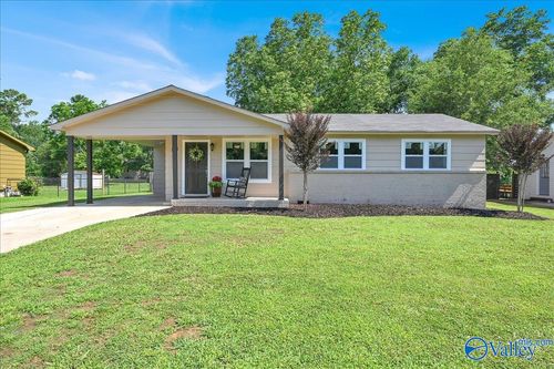 116 Daniel St Sw, Decatur, AL, 35601-4136 | Card Image