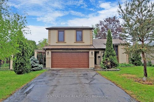18 Mayvern Cres, Richmond Hill, ON, L4C5J4 | Card Image