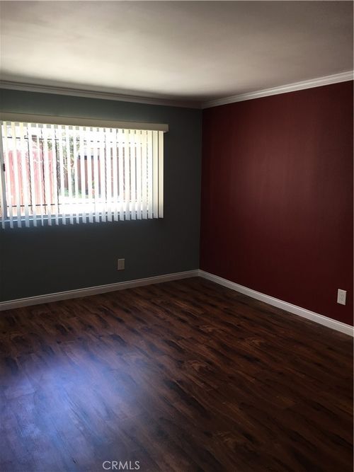 8-805 Industrial, Inglewood, CA, 90302 | Card Image
