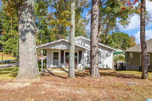 157 Beach Dr, ECLECTIC, AL, 36024-4523 | Card Image