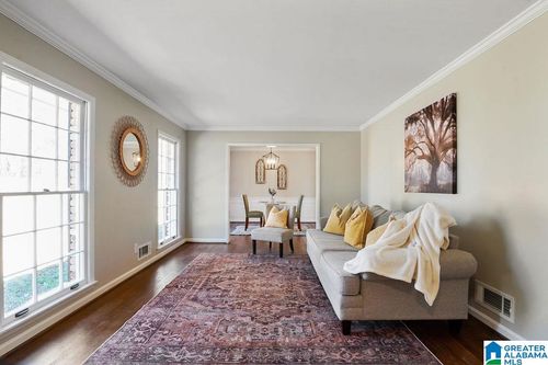 513 Yellowstone Dr, BIRMINGHAM, AL, 35206-3050 | Card Image