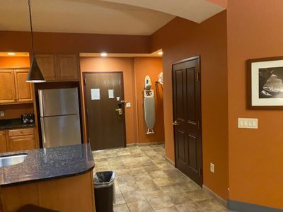 2421 - 2411 River Road, Condo with 2 bedrooms, 2 bathrooms and null parking in Wisconsin Dells WI | Image 2