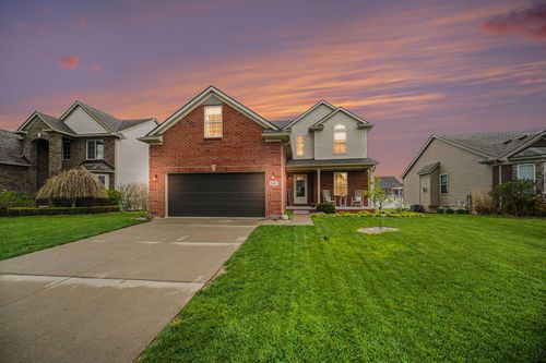 348 White Owl Ln, Dundee, MI, 48131-9592 | Card Image