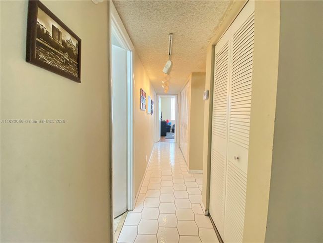 APT-212 - 3801 Environ Blvd, Condo with 3 bedrooms, 2 bathrooms and null parking in Lauderhill FL | Image 11