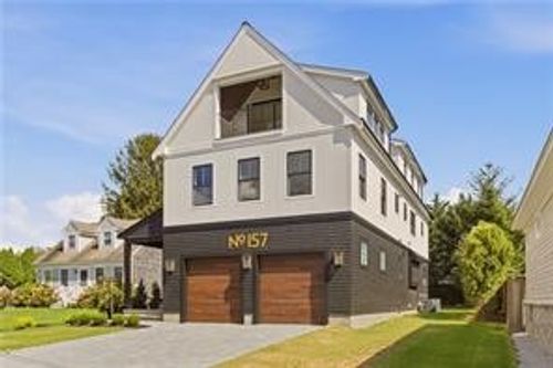 157 Ellery Ave, Middletown, RI, 02842-5859 | Card Image