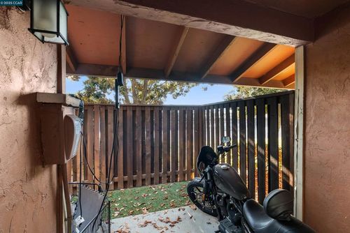 apt-c-2005 Olivera Rd, Concord, CA, 94520-5457 | Card Image