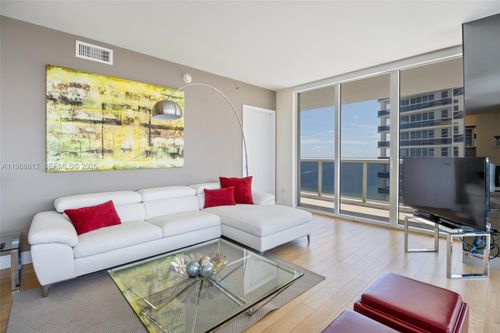 apt-3906-1830 S Ocean Dr, Hallandale Beach, FL, 33009-7714 | Card Image