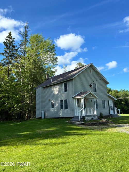 2111 Maplewood Rd, Jefferson Township, PA, 18436-3916 | Card Image