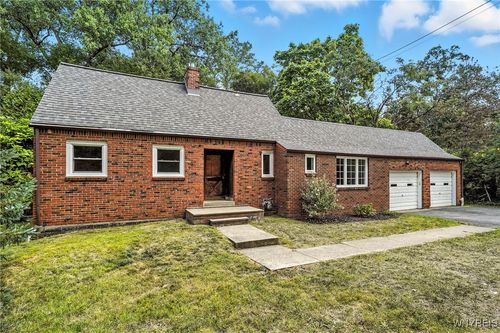5061 Ellicott Rd, Orchard Park, NY, 14127-3330 | Card Image