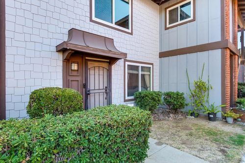310 Sun Ct, El Cajon, CA, 92021-1086 | Card Image