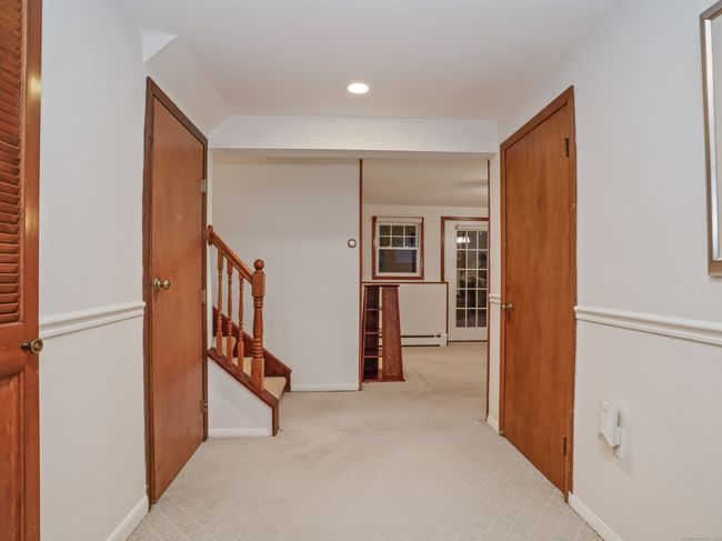 8 Dorset Rd, House other with 4 bedrooms, 2 bathrooms and null parking in Norwalk CT | Image 13