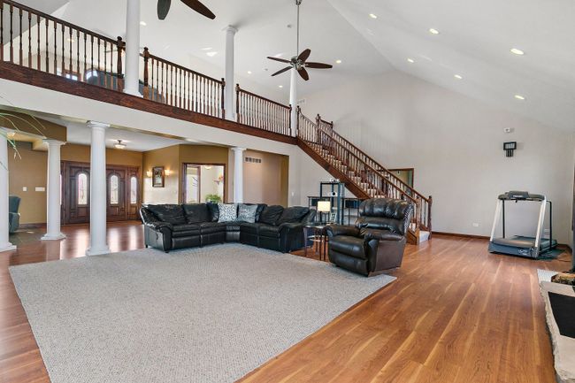 550 Maplewood Rd, House other with 6 bedrooms, 6 bathrooms and 3 parking in Somonauk IL | Image 8