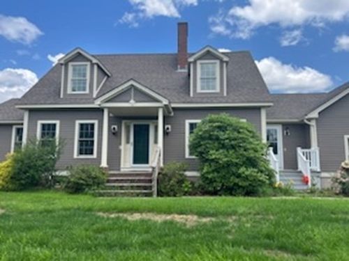 143 Corliss Hill Rd, Haverhill, MA, 01830-1615 | Card Image