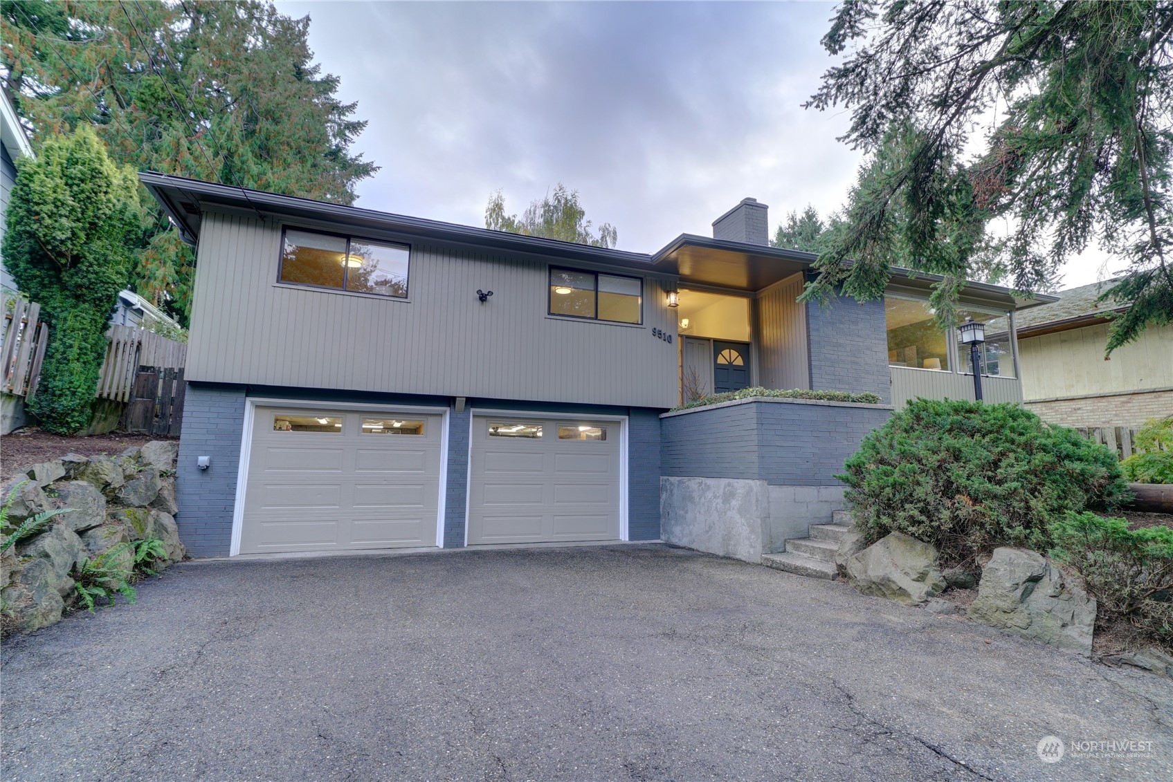 48th Ave, Seattle, WA 98115