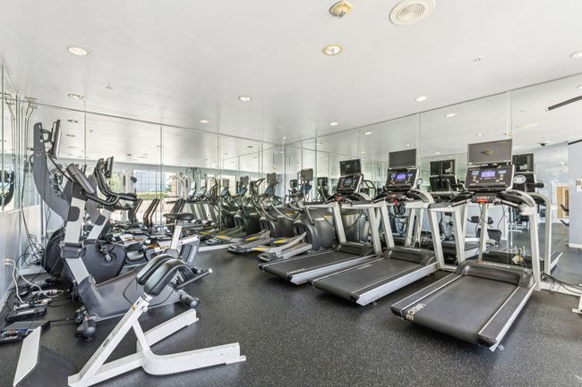 Gym with recessed lighting | Image 33