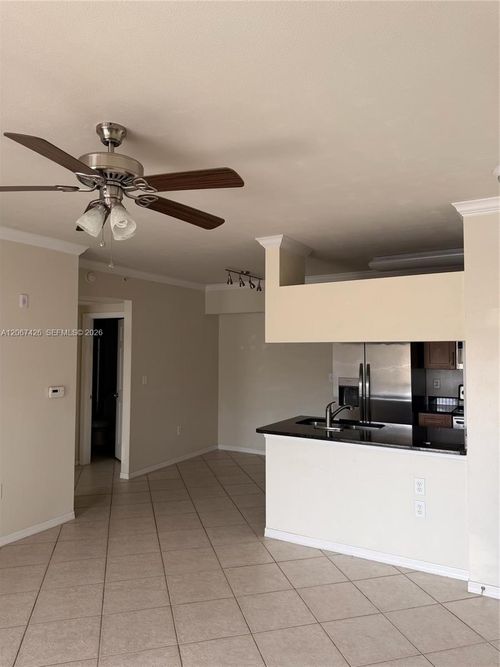 303-6559 Emerald Dunes Dr, West Palm Beach, FL, 33411-2773 | Card Image