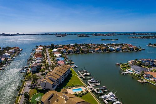 apt-101-102-2795 Kipps Colony Dr, GULFPORT, FL, 33707-3972 | Card Image