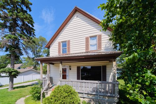 707 Cypress St, Manistee, MI, 49660-1947 | Card Image