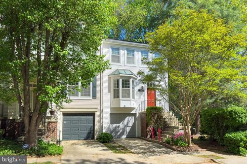 5807 Walden Commons Ct, BURKE, VA, 22015-2840 | Card Image